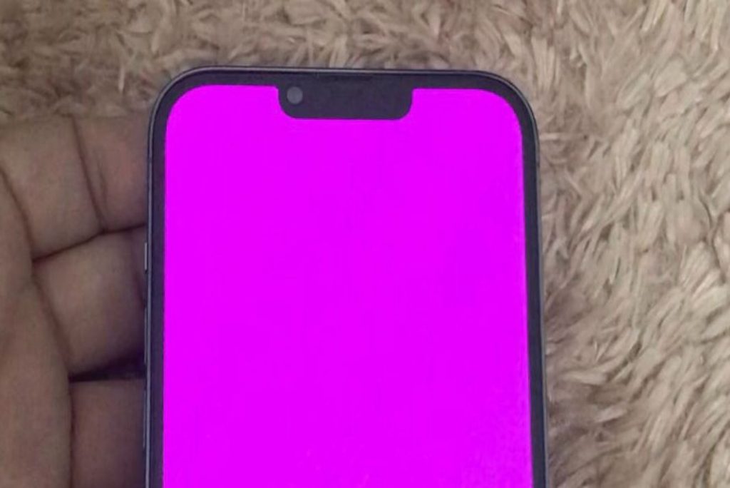 How to Fix iPhone 13 Pink Screen Issue