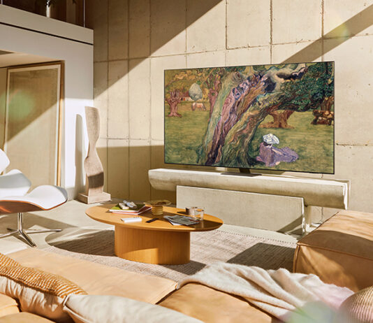 Stedelijk Museum Amsterdam Showcases Modern Art in Samsung Art Store Stedelijk Museum Amsterdam Brings Modern European Art to Samsung Art Store