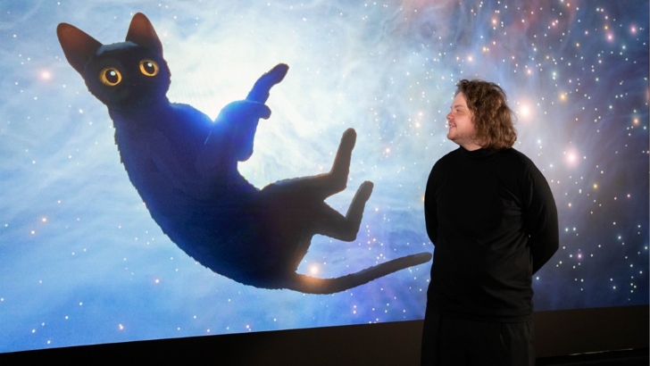 [Interview] Samsung Onyx Meets Golden Globes® Winner Matīss Kaža, Producer of Flow