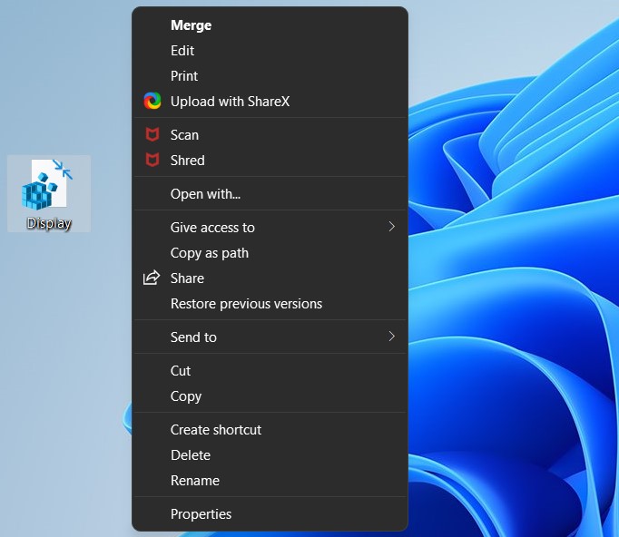 show the taskbar on all the monitors in Windows 11