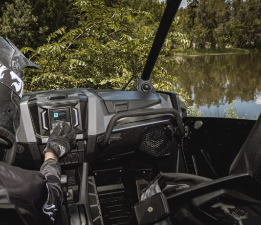 Garmin Introduces JL Audio SlamPak for Polaris Off-Road Vehicles Garmin unveils new JL Audio SlamPak solution for Polaris SxS vehicles - Garmin Newsroom