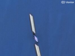 Second Starlink satellite experiences anomaly, creating additional space debris. Starlink-35956