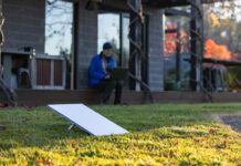 SpaceX, Amazon Secure 4% of $20B Rural Broadband Funds Final proposals leave SpaceX and Amazon with 4% of $20 billion rural broadband subsidies