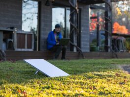 SpaceX, Amazon Secure 4% of $20B Rural Broadband Funds Final proposals leave SpaceX and Amazon with 4% of $20 billion rural broadband subsidies