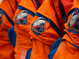 NASA’s Artemis II lunar mission daily schedule unveiled. Agenda diaria de la misión a la Luna de Artemis II de la NASA - NASA