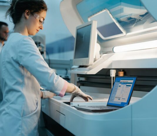 Lenovo introduces new workstations and high-capacity laptop battery. Lenovo Unveils Next-Generation High-Performance Workstations and Announces the World’s First 1,000Wh/L Silicon-Anode Battery for Notebooks and Workstations - Lenovo StoryHub