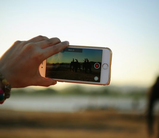 How To Share Your .MOV iPhone Videos As MP4s .MOV iPhone Videos
