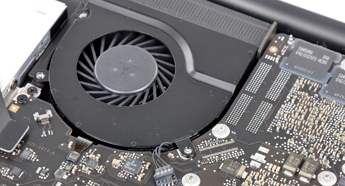 loud fan noise after upgrading to macOS Monterey