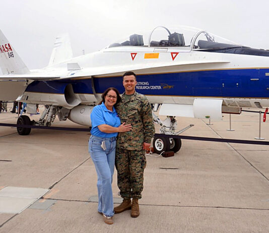 Unexpected NASA Family Gathering A Serendipitous NASA Family Reunion - NASA
